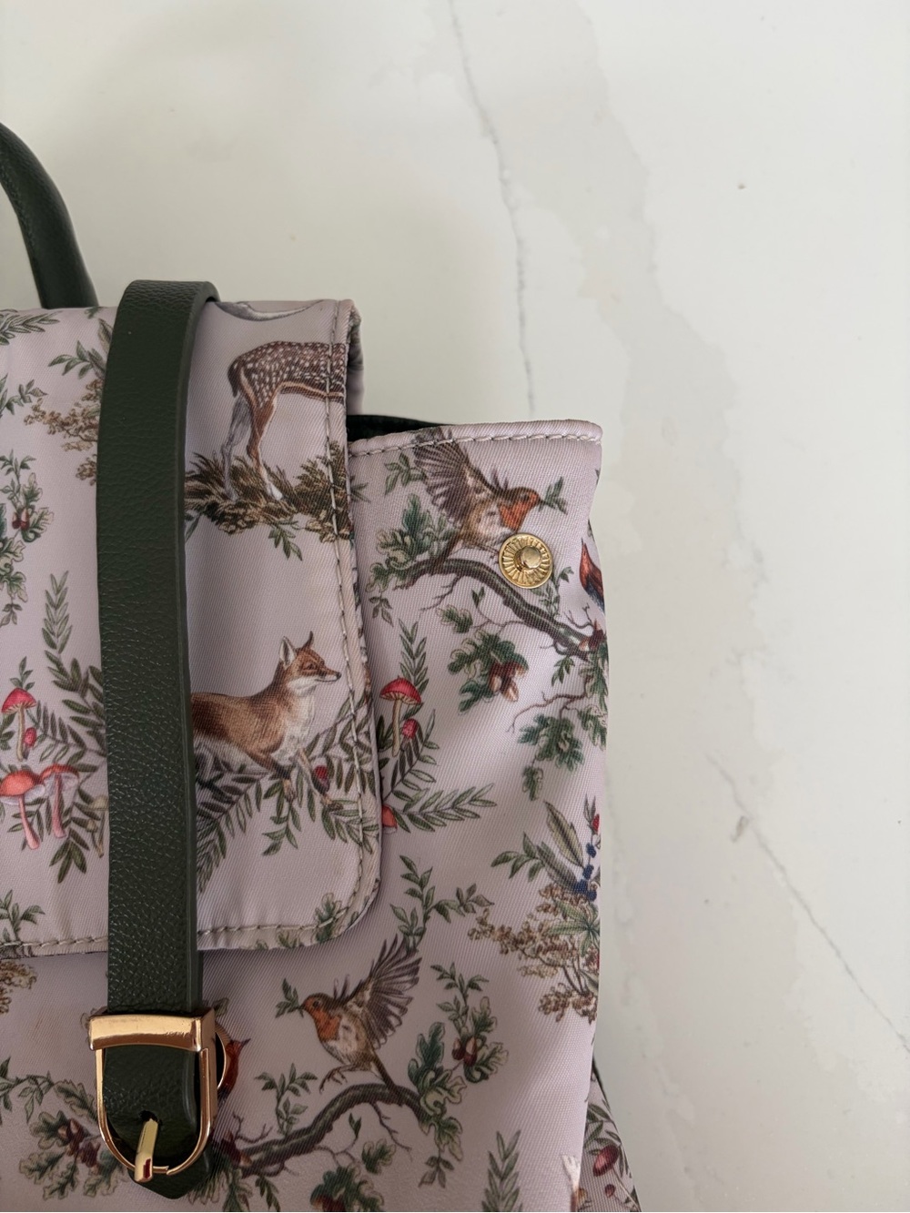 Authentic Fable England Backpack, “A Night’s Tale” edition. - Picture 4 of 5